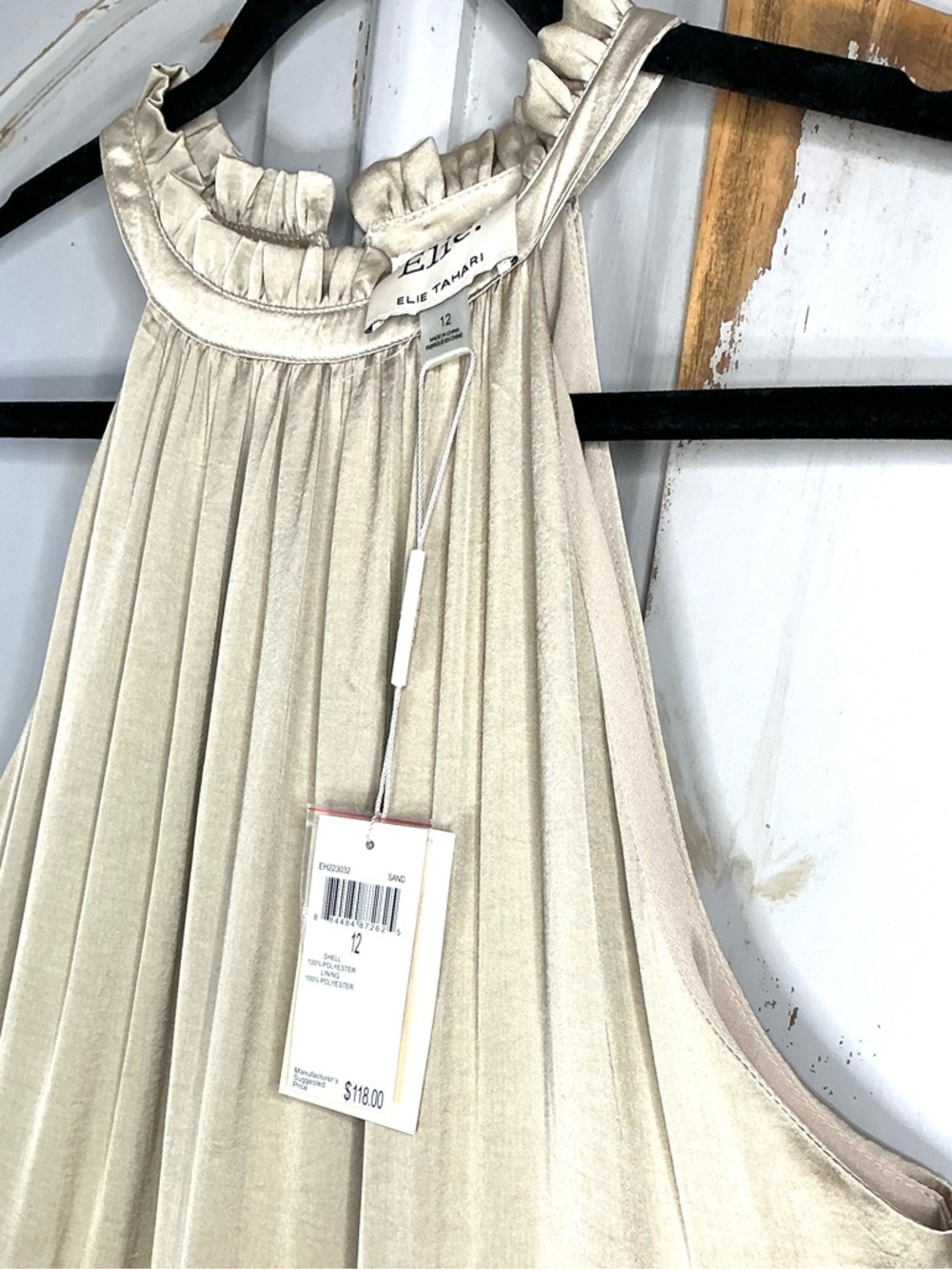 NWT Elie Tahari | Ruffled Halter Maxi Dress Soft Beige Champagne Size 12 - Picture 6 of 9